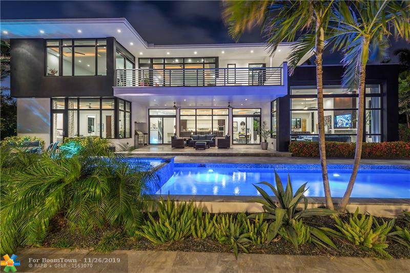 2116 Sunrise Key Blvd - Photo 1