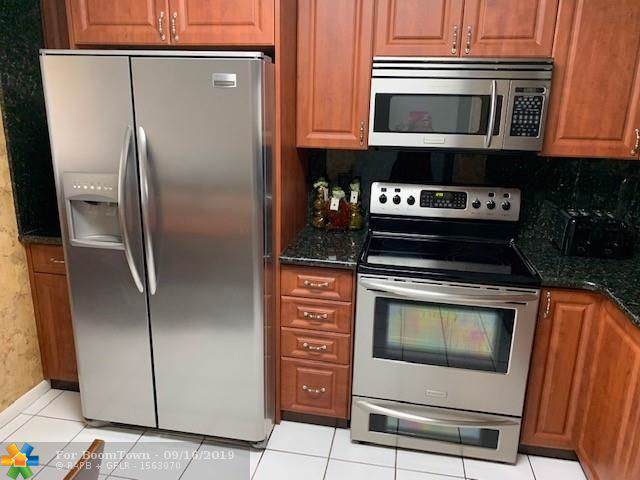 9511 Weldon Cir - Photo 1
