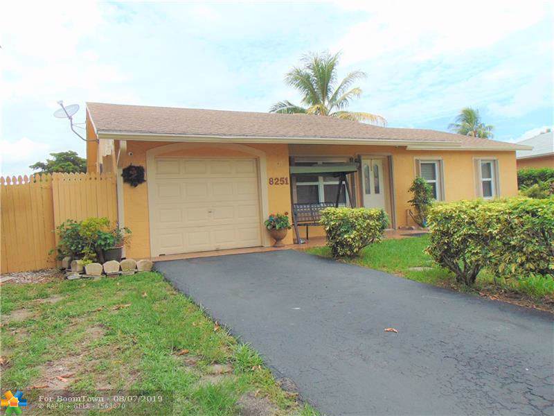 8251 9th Pl - Photo 1