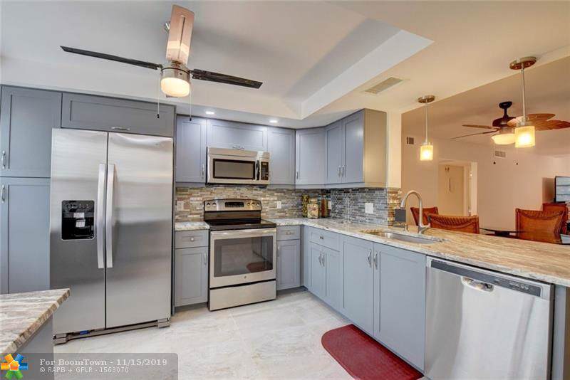 2804 Victoria Way - Photo 1