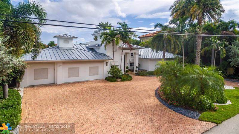 2315 25th St - Photo 1