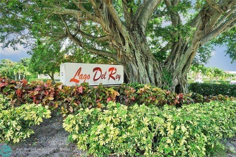 2900 Fiore Way - Photo 1