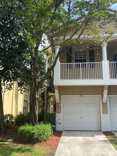 1418 Wickham Cir - Photo 1