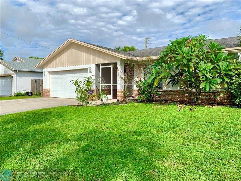 318 35th Ave - Photo 1