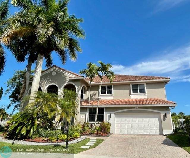 3901 Pinecrest Ct - Photo 1