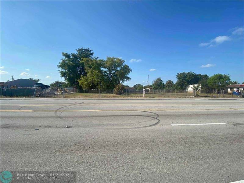 2550 19th St - Photo 1