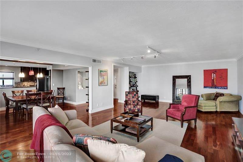 2679 Ocean Blvd - Photo 1