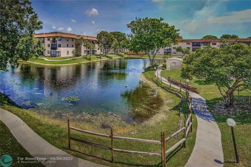 6080 Sabal Palm Blvd - Photo 1