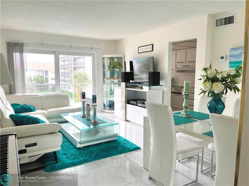 1439 Ocean Blvd - Photo 1