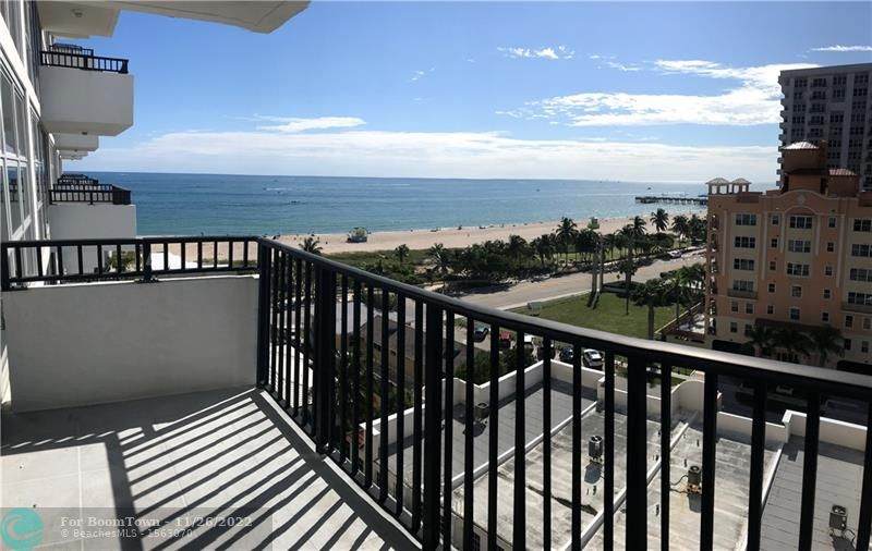 525 Ocean Blvd - Photo 1