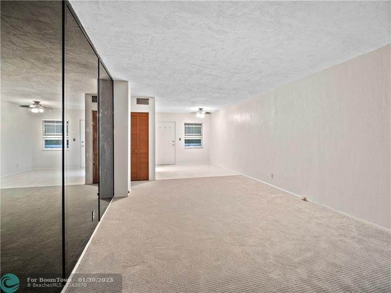 2555 11th St - Photo 1