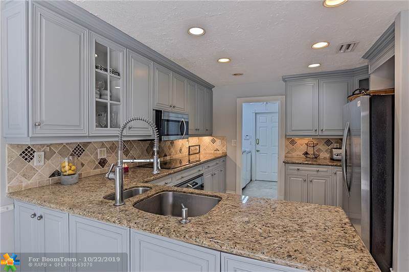 22712 Meridiana Dr - Photo 1
