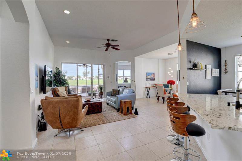 6863 Southport Dr - Photo 1