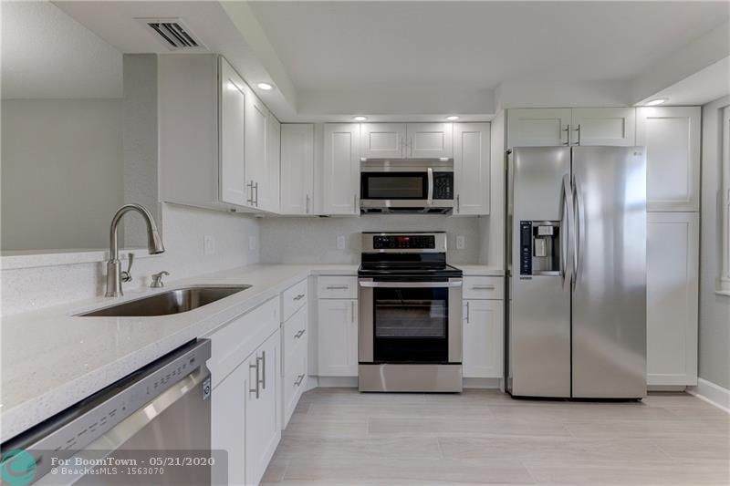 3405 Bimini Ln - Photo 1