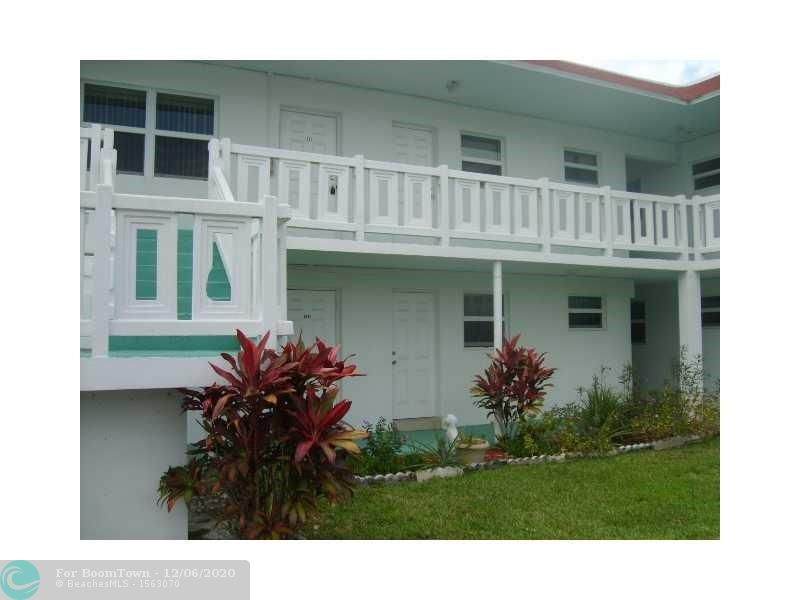 1521 43rd Ave - Photo 1