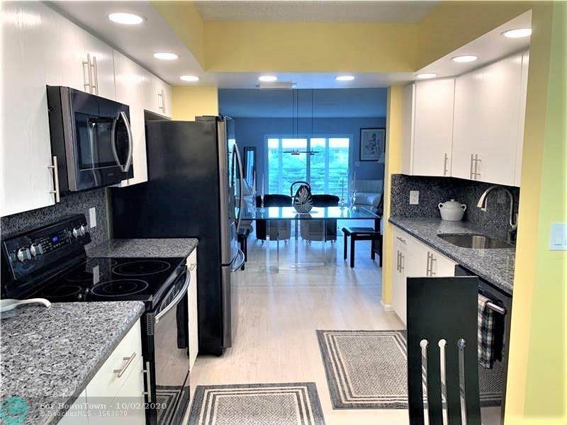 1702 Andros Isle - Photo 1