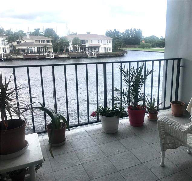 1400 Ocean Dr - Photo 1