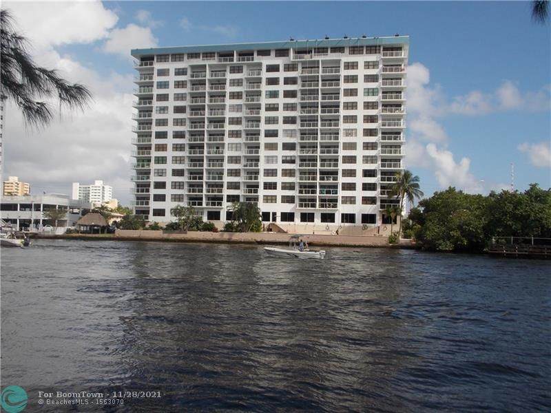 1401 Riverside Dr - Photo 1