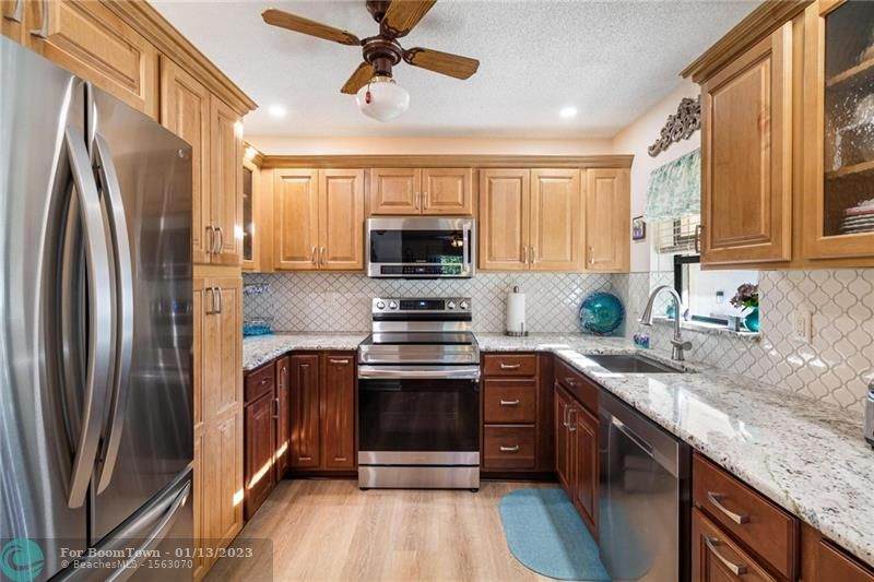 2541 Carambola Circle N - Photo 1