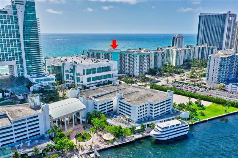 3725 Ocean Dr - Photo 1