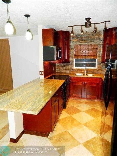 1100 13th St - Photo 1