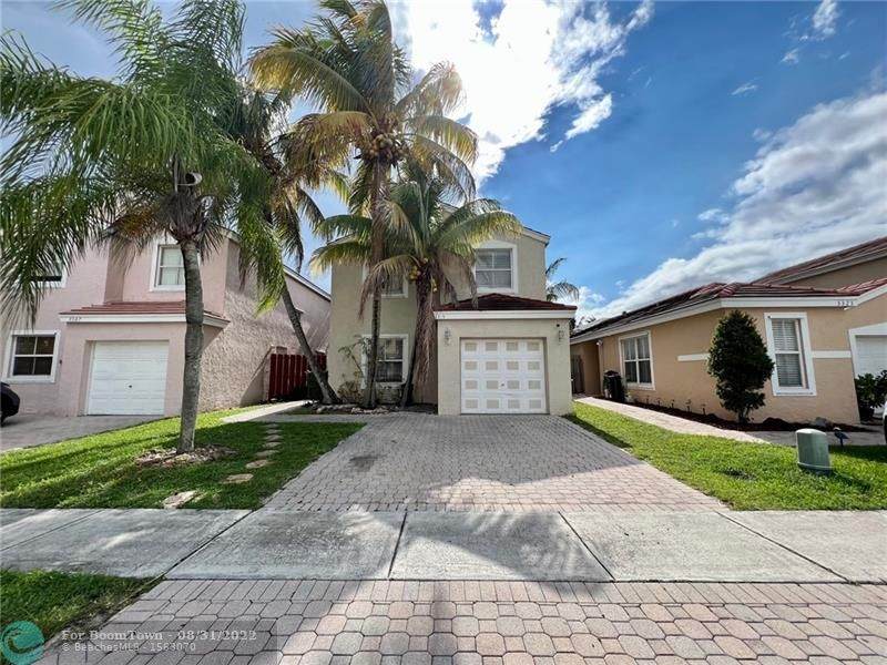 3315 Chickee Ln - Photo 1