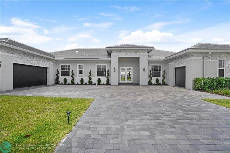 1880 Meadows Dr - Photo 1