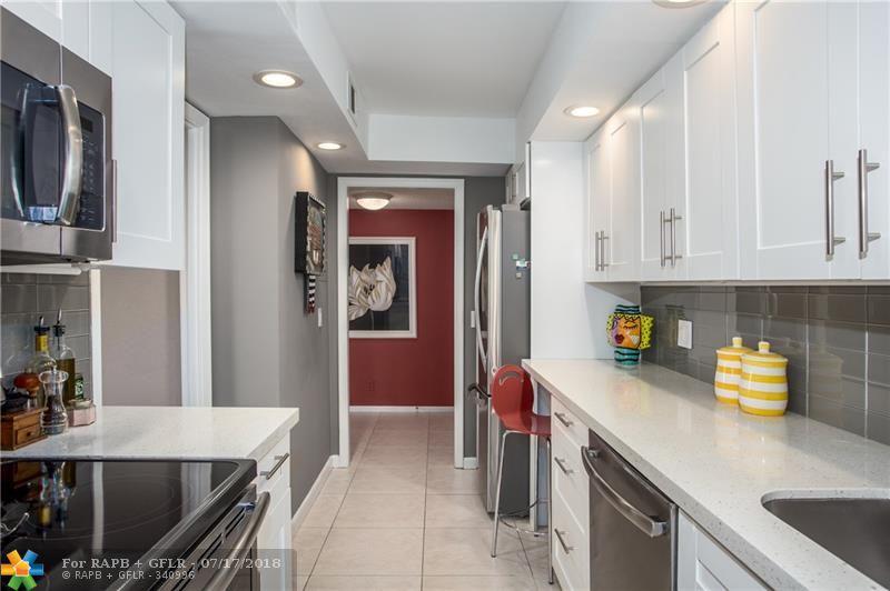 2000 Ocean Blvd - Photo 1
