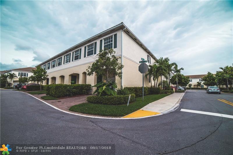 151 7th Ct - Photo 1
