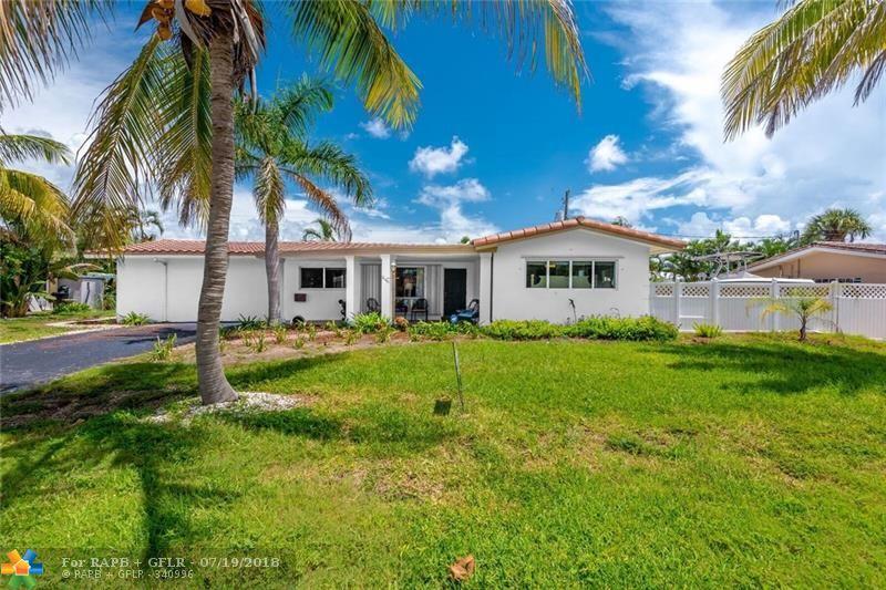 2545 3rd St - Photo 1