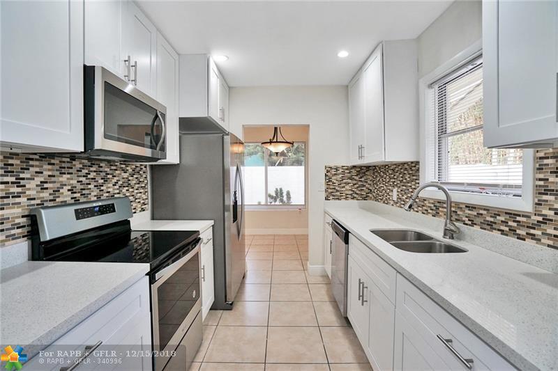 6561 Park St - Photo 1