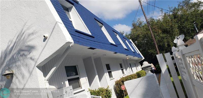 1115 Middle St - Photo 1