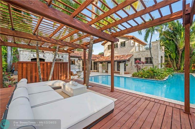 11520 Griffing Blvd - Photo 1