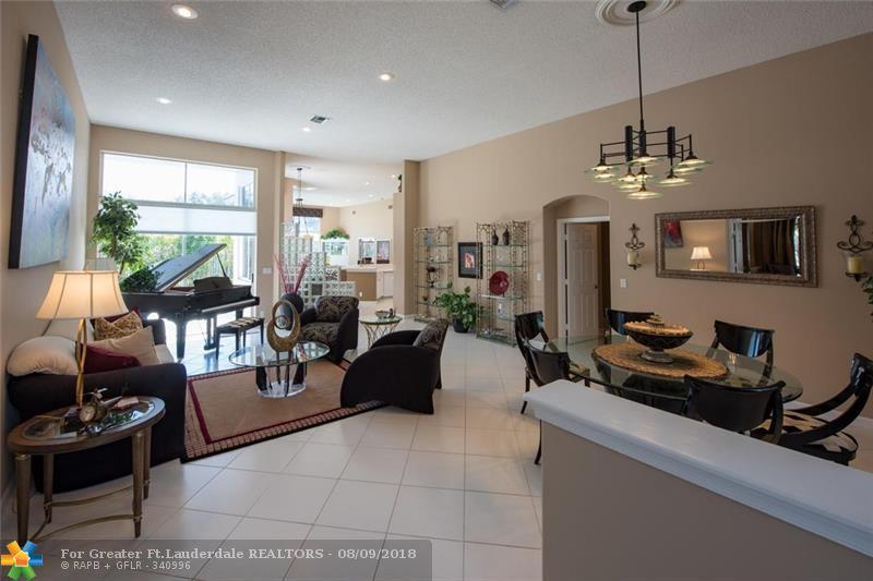 2654 Oakbrook Dr - Photo 1