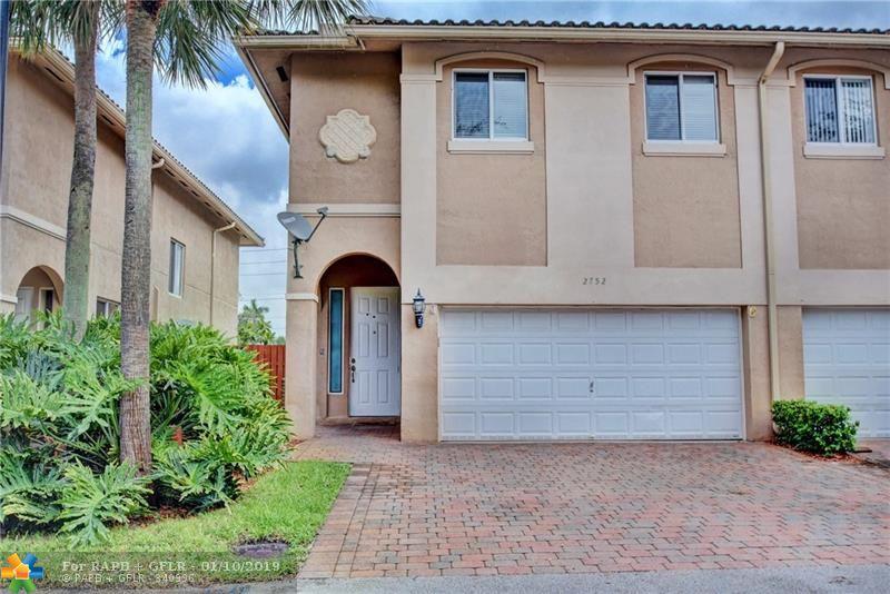 2752 Treasure Cove Cir - Photo 1