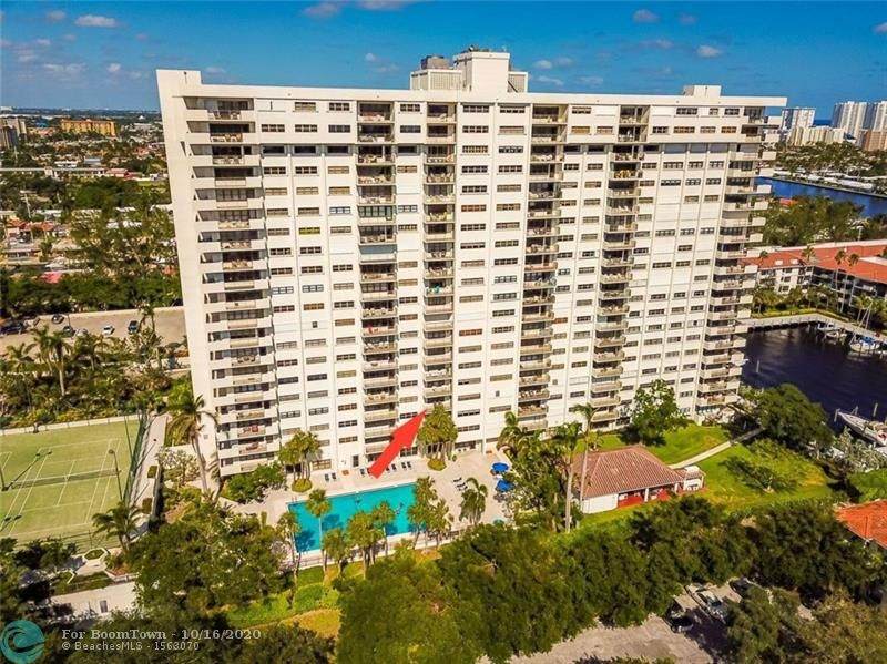 3200 Port Royale Drive N - Photo 1