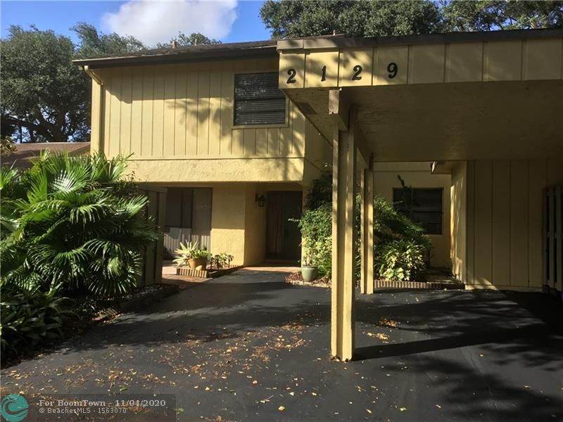 2129 Woodlands Way - Photo 1