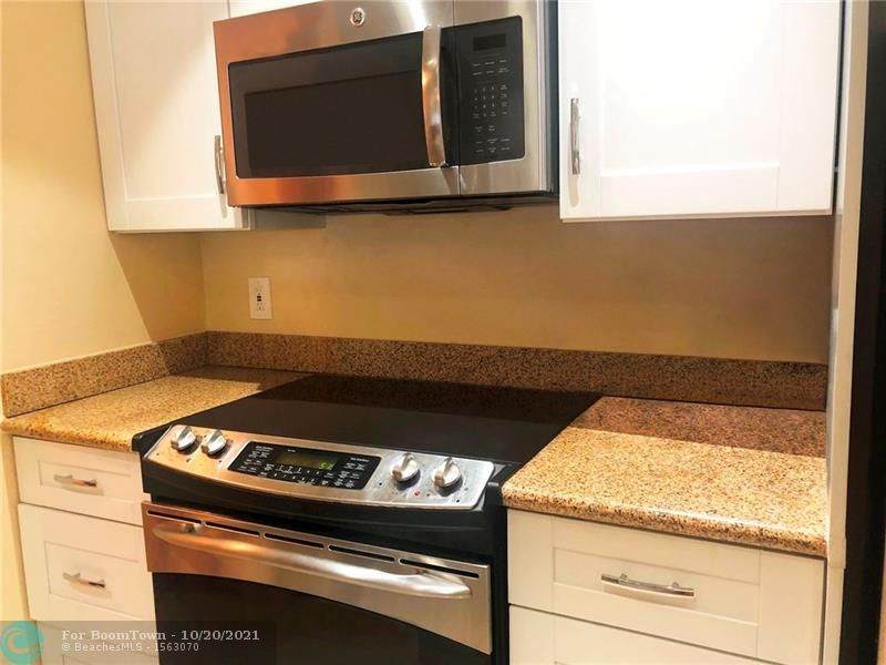 1009 Ocean Blvd - Photo 1