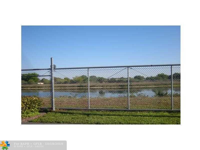 7 State Road - Photo 1