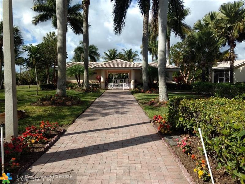 624 Palm Aire Dr - Photo 1