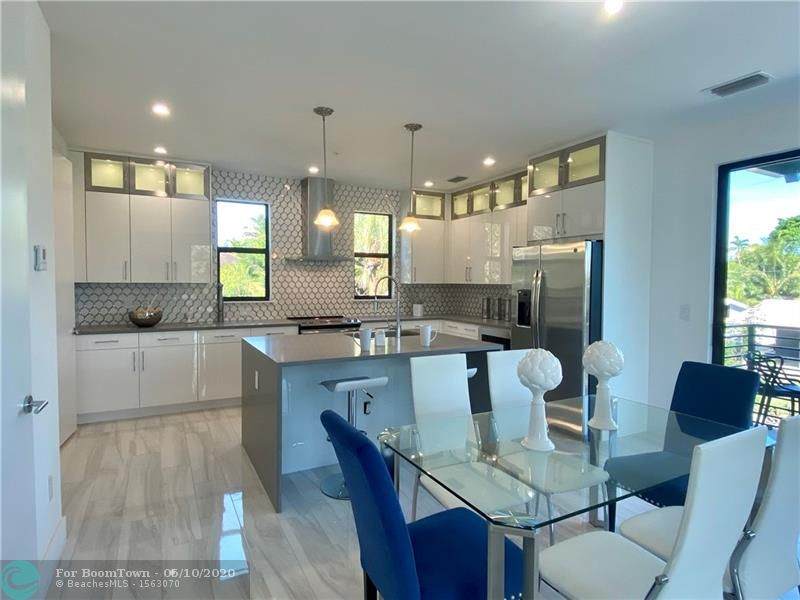 629 22nd Dr. - Photo 1 629 22nd Dr. - Photo 1