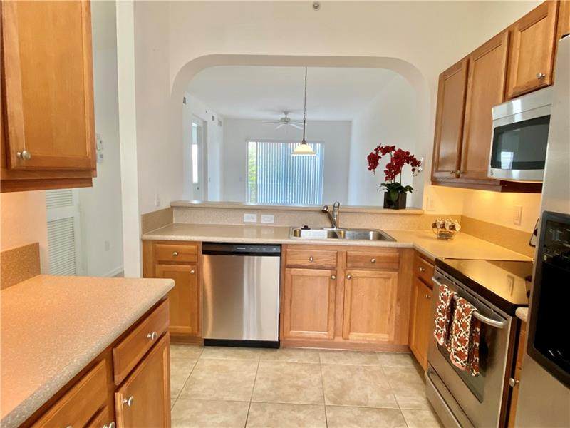 3600 Oaks Clubhouse Dr - Photo 1
