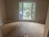 105 Windsor Drive - Photo 2