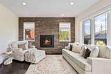 123 Falcon Green - Photo 4
