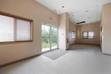 105 Oak Court - Photo 18