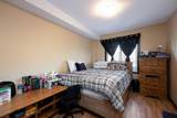 10217 Queen Street - Photo 4