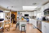 285 Grenfell Crescent - Photo 8