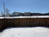 300 Grandview Crescent - Photo 18