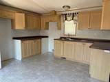 300 Grandview Crescent - Photo 3