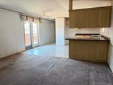 300 Grandview Crescent - Photo 8